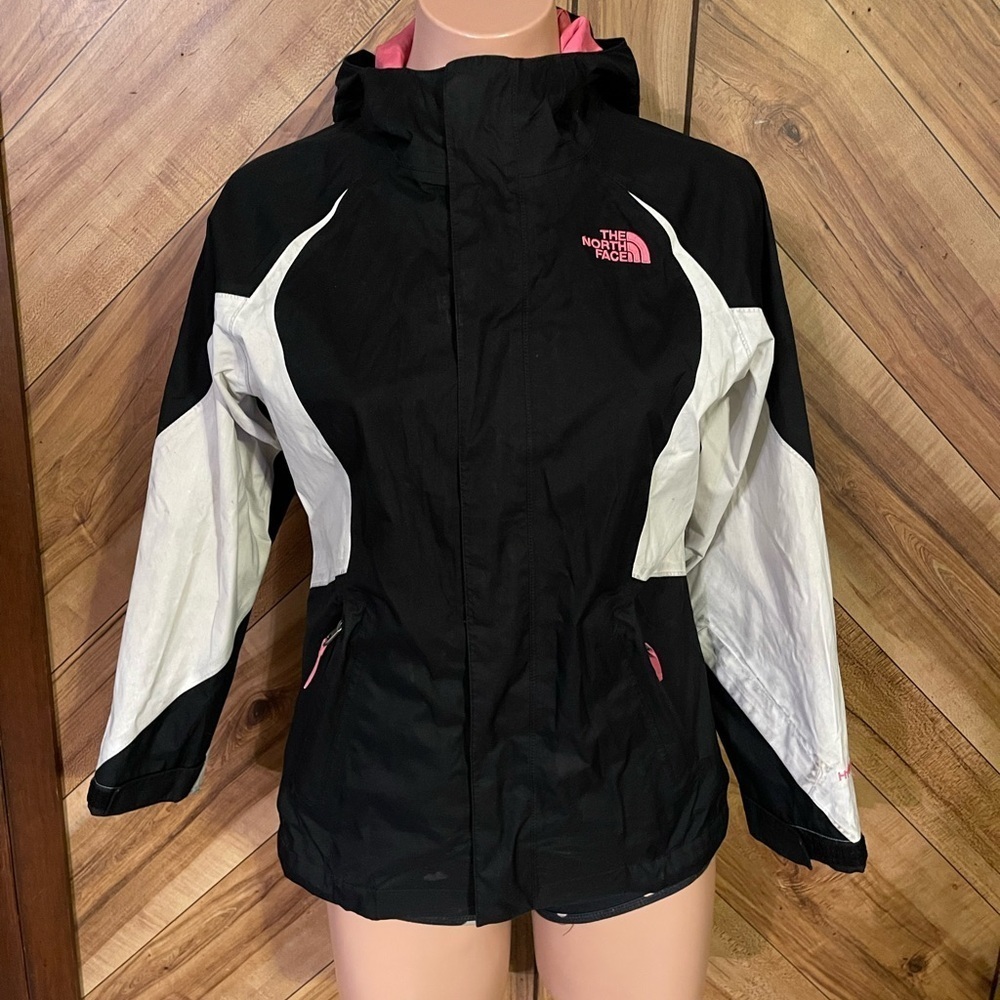 The North Face Girl’s Medium Hooded Hyvent Jacket - Picture 3 of 13